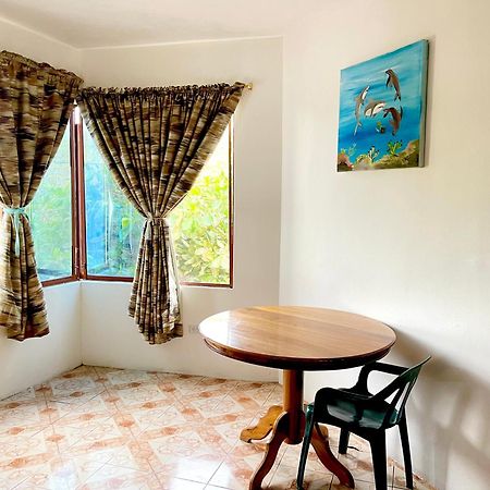 Hostal Vista Al Mar Hotel Puerto Baquerizo Moreno Eksteriør billede