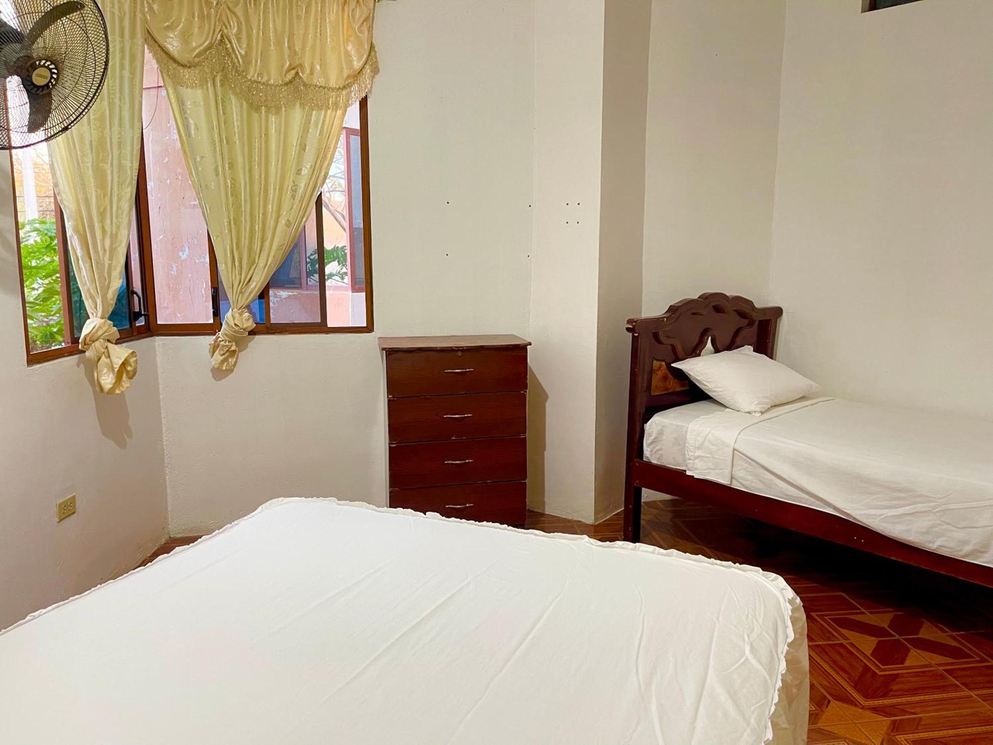 Hostal Vista Al Mar Hotel Puerto Baquerizo Moreno Eksteriør billede